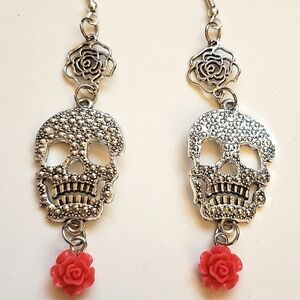 Handmade Metal Skull Flower Dangle Earrings with flaw